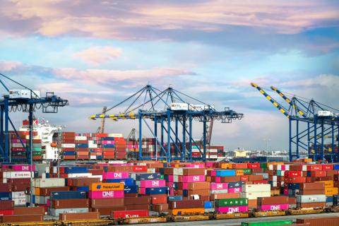 image avec un port conteneur